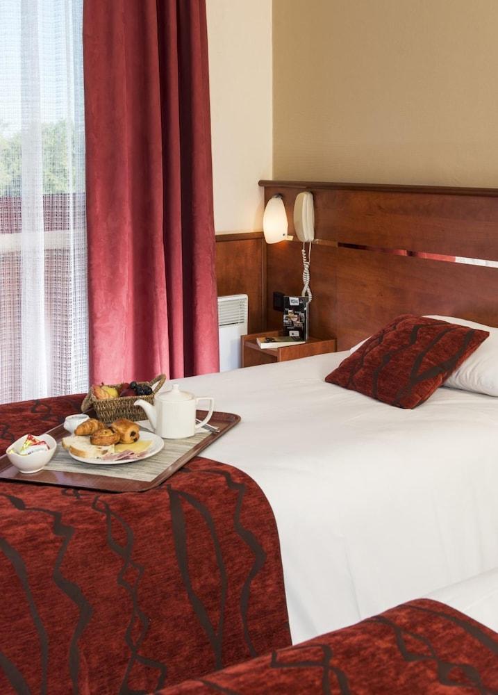 Brit Hotel Nantes La Beaujoire Parc Expo Экстерьер фото