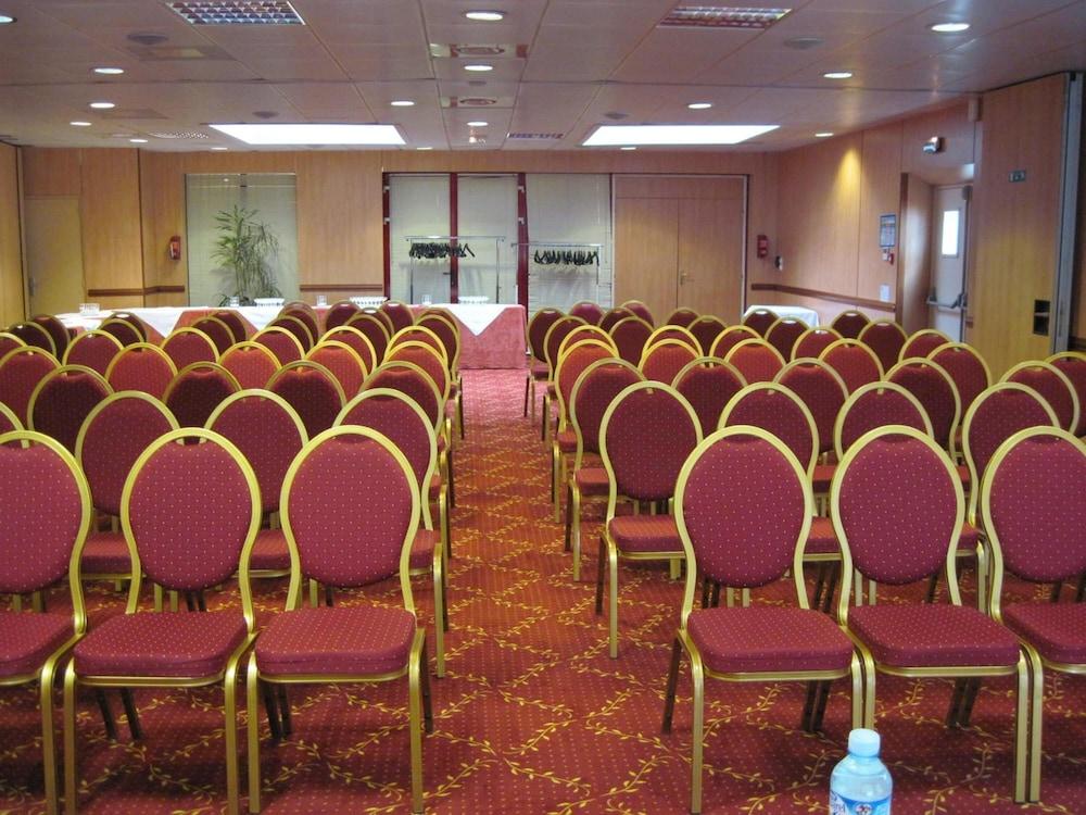 Brit Hotel Nantes La Beaujoire Parc Expo Экстерьер фото